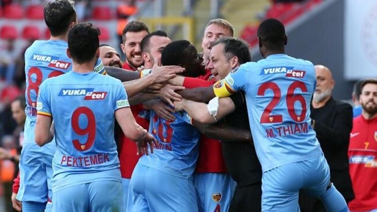 Kayserispor geri döndü Göztepe ligin dibine demir attı