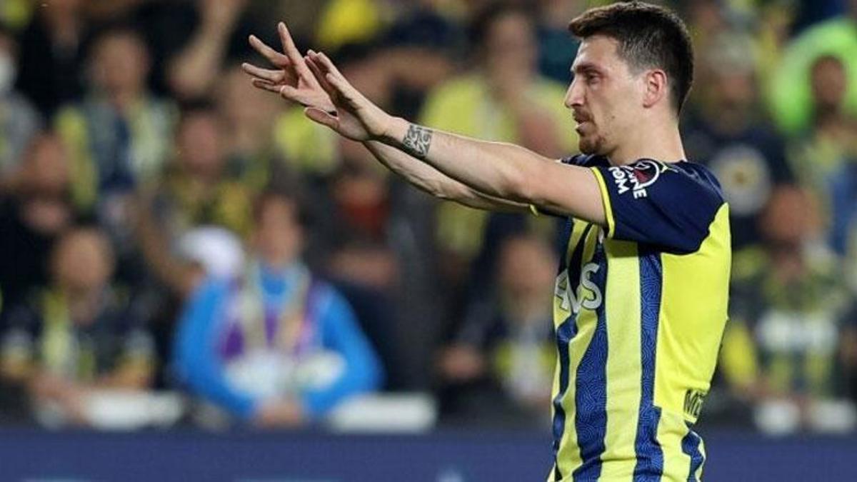 Mert Hakan'dan flaş açıklama! 'Birbirimize girmeyelim'