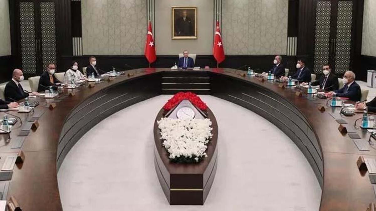 Kabine Toplantısı ne zaman Nisan 2022? 11 Nisan bugün Kabine toplantısı var mı? Gözler bayram tatili, maske zorunluluğu ve asgari ücrete ek zamda!