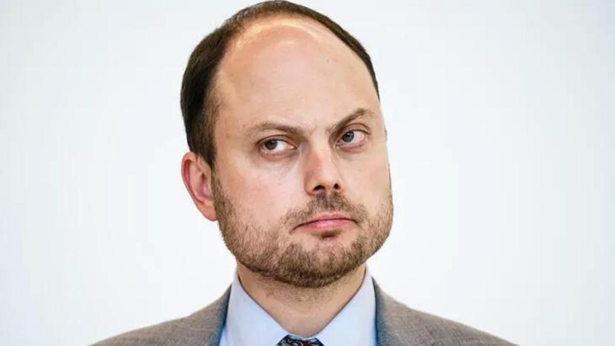 Savaş karşıtı Rus muhalif politikacı Moskova’da gözaltına alındı