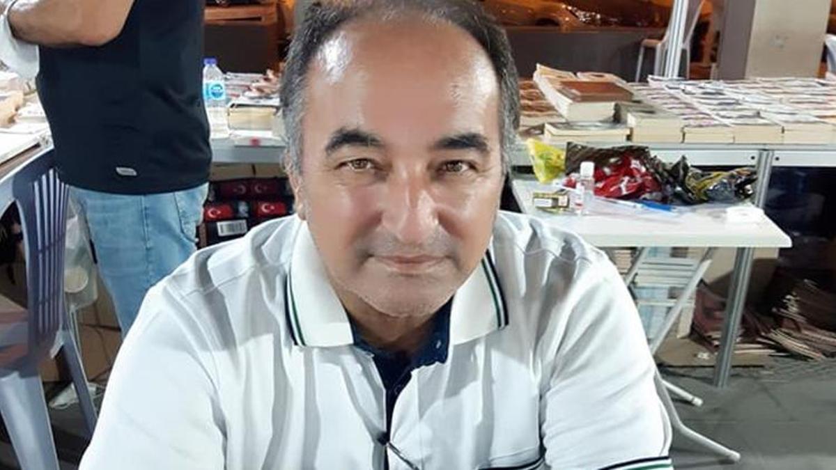Yazar Ergün Poyraz, evinin önünde saldırıya uğradı