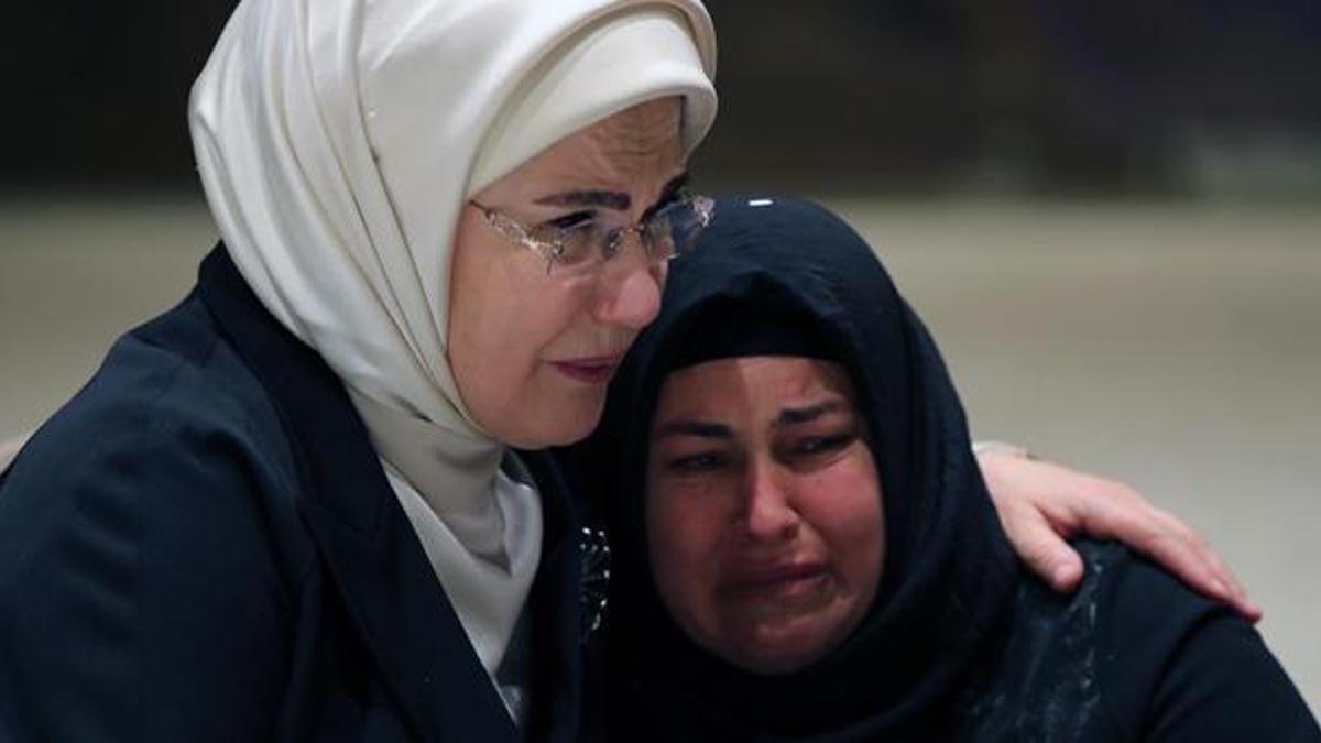 Emine Erdoğan'dan kadına karşı şiddetle mücadele paylaşımı