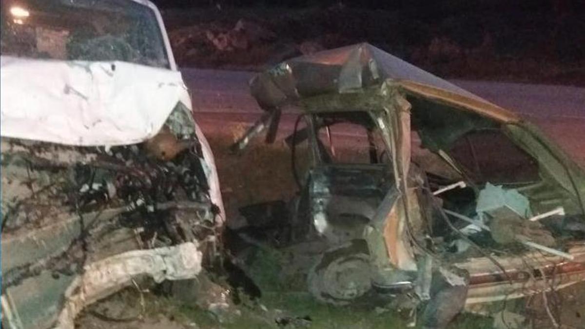 Sinop'ta korkunç kaza! Araç paramparça oldu: 2 ölü, 2 yaralı
