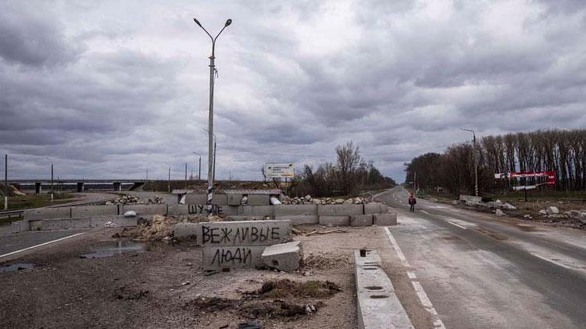 Çernihiv'de infilak etmeyen patlayıcılar toplanıyor