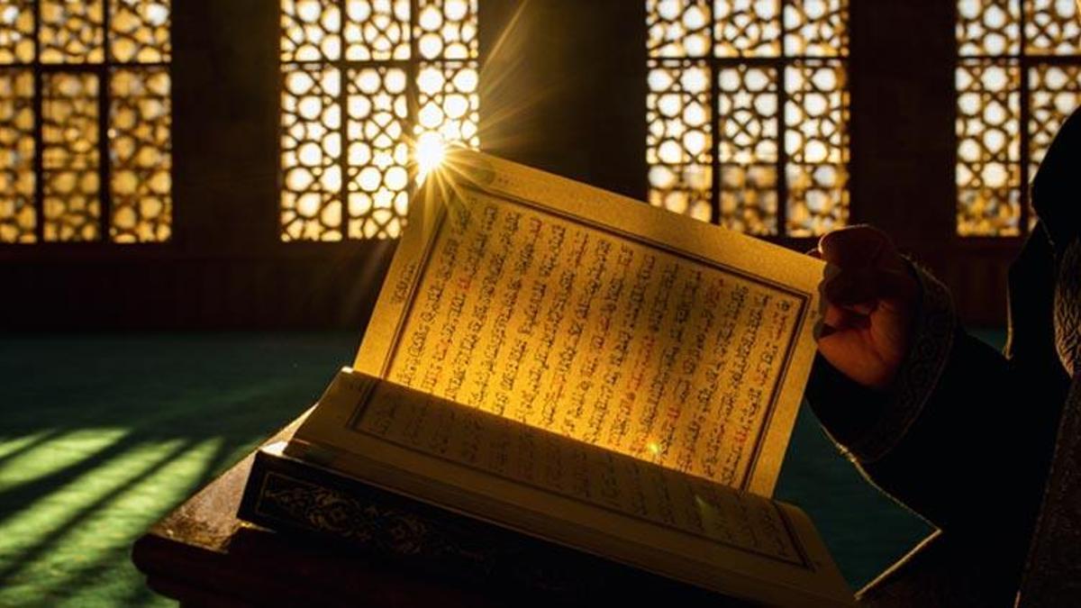 Tekvir Suresi Türkçe Arapça okunuşu ve tefsiri! Tekvir Suresi okumanın yararları ve faziletleri