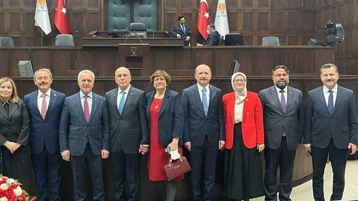 Balıkesir Milletvekili İsmail Ok AK Parti’ye katıldı