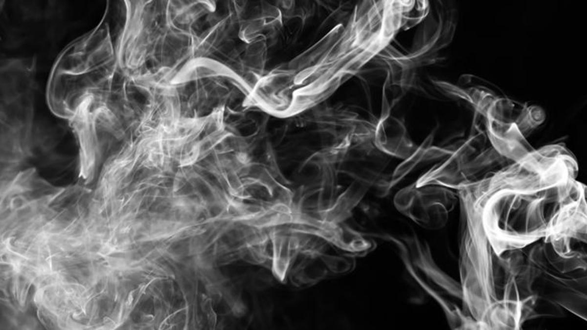 Sigara dumanı orucu bozar mı? Oruçluyken sigara dumanı gelmesi orucu bozar mı?