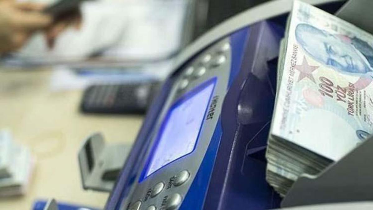 22 Nisan bankalar açık mı, yarın bankalar kaça kadar açık? Öğleden sonra resmi tatil mi, bankalar çalışıyor mu?