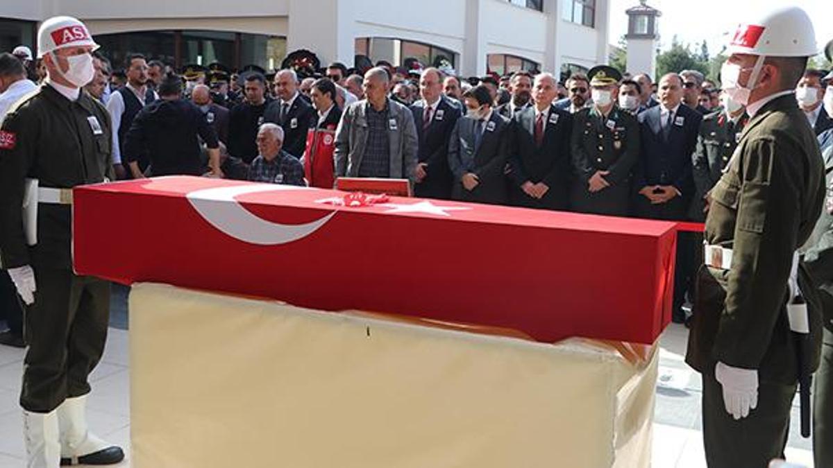 Şehit Teğmen Bekir Can Kerek toprağa verildi