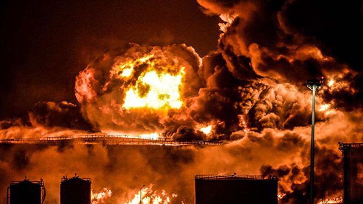 Nijerya'da petrol rafinerisinde patlama: 100'den fazla ölü