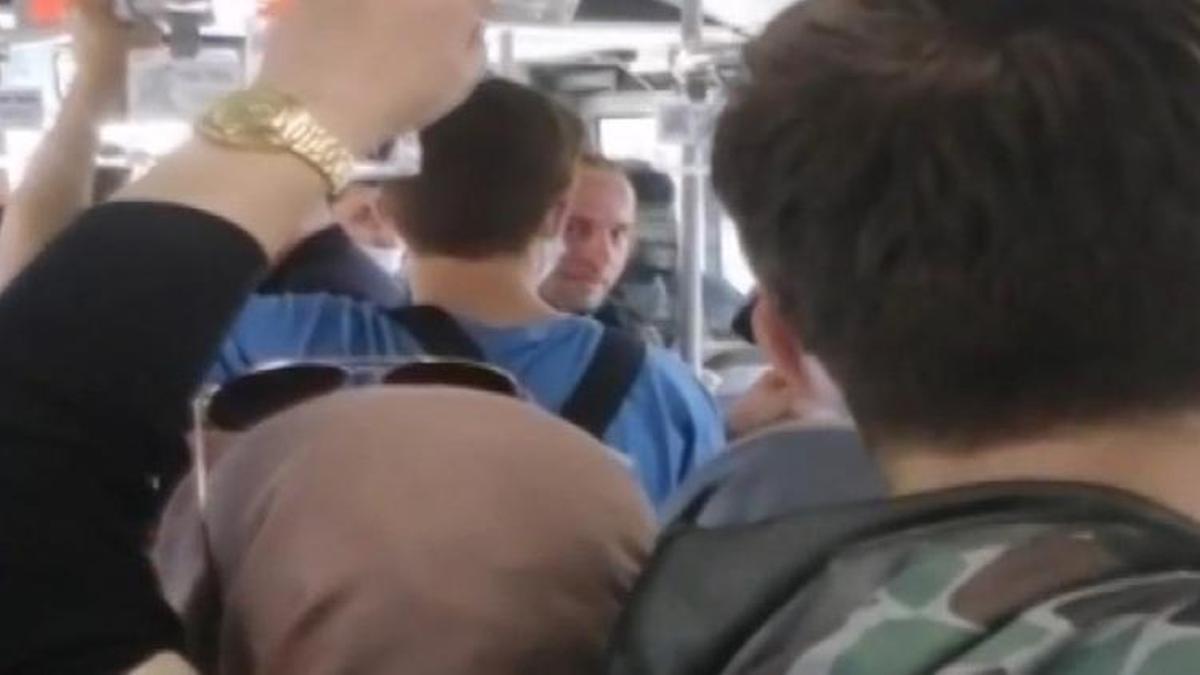 Metrobüste kadına şok eden sözler