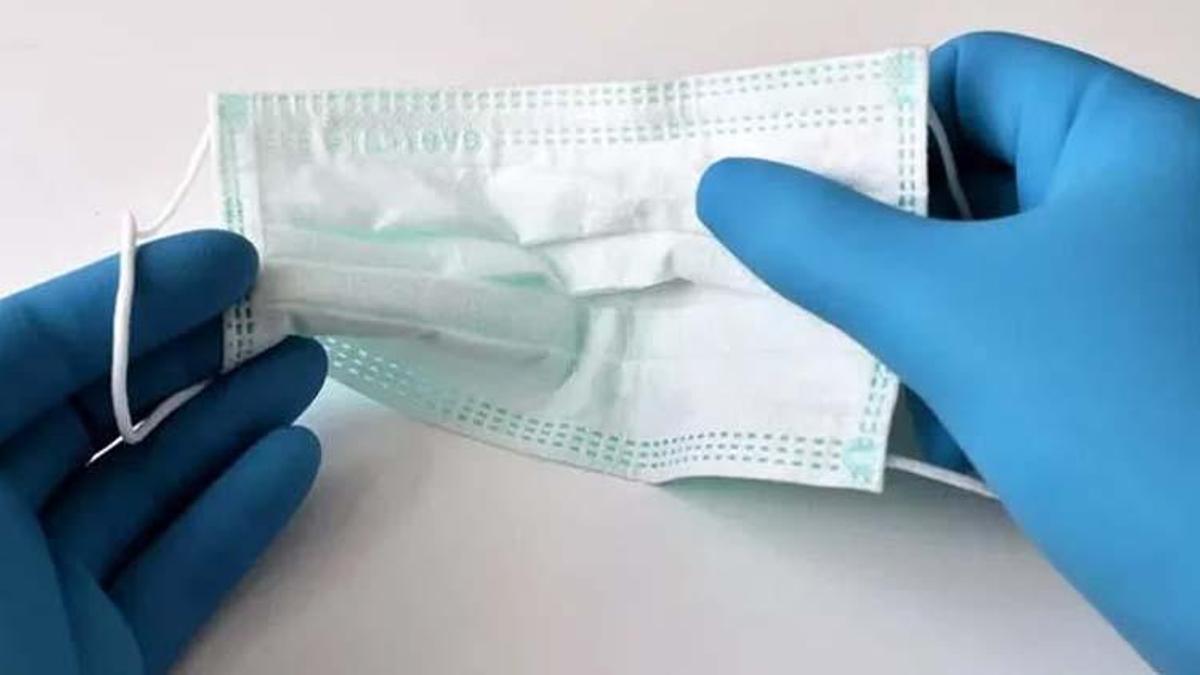 Maskeler kalktı mı 26 Nisan? Bilim Kurulu Toplantısı kararı sonrası okullarda, otobüslerde, kapalı alanlarda maske zorunluluğu kalktı mı?
