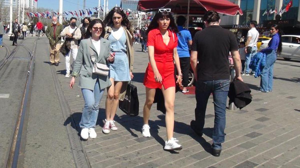 Koronavirüs salgınında günlük vaka sayısı 2 bin 511 oldu