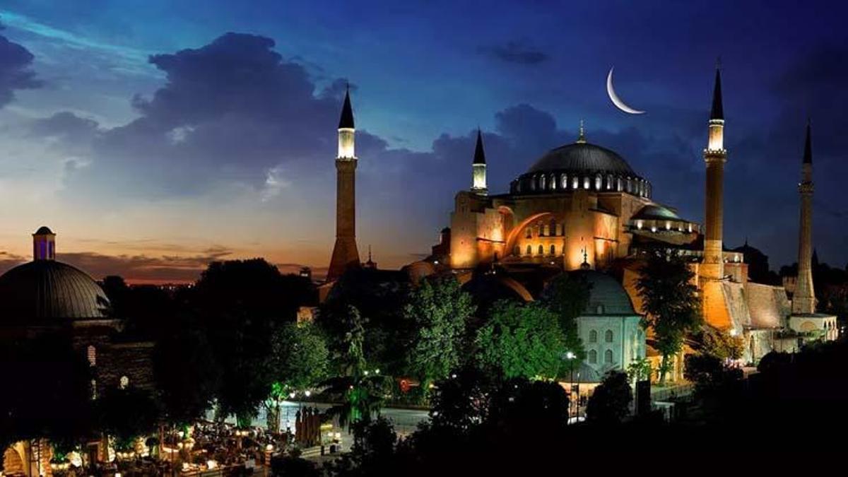 En güzel Kadir Gecesi mesajları 2022! Whatsapp, Facebook, Instagram’da paylaşmak için resimli, ayetli, hadisli, dualı, kısa ve öz Kadir Gecesi mesajları 2022