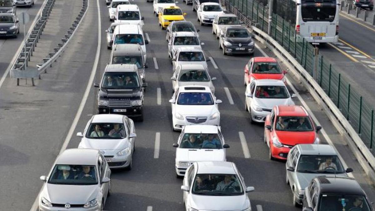 Mart ayında 97 bin 974 adet taşıtın trafiğe kaydı yapıldı