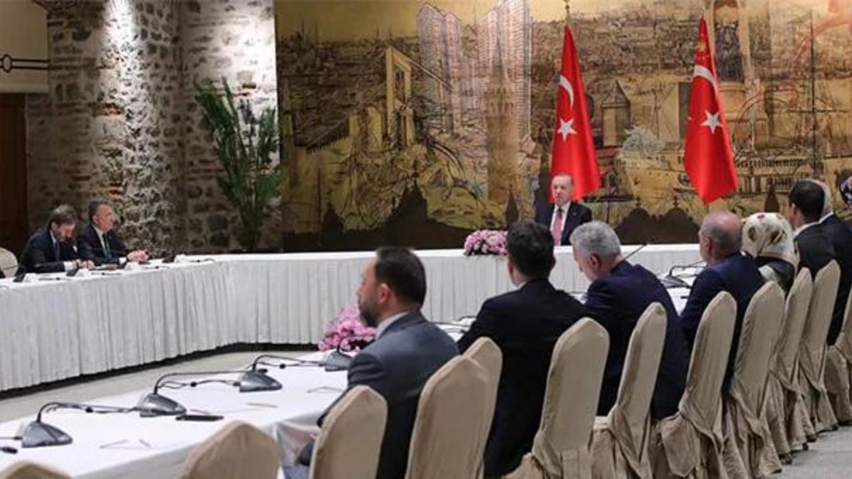 Cuhmurbaşkanı Erdoğan TÜRGEV heyetini kabul etti