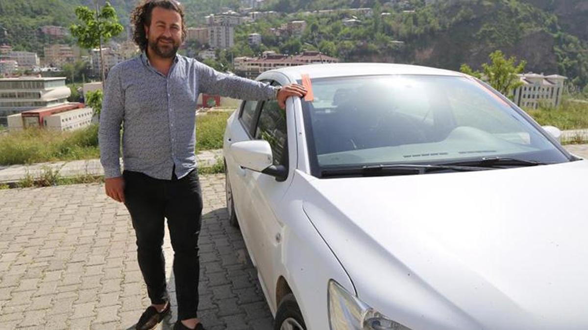 Arabasına saldırdılar sandı, gerçek çok farklı çıktı! Güvenlik kamerası kayıtlarında...