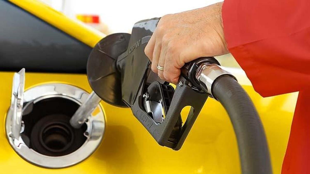Benzine zam gelecek mi, motorine zam var mı? Güncel akaryakıt fiyatları 28 Nisan 2022
