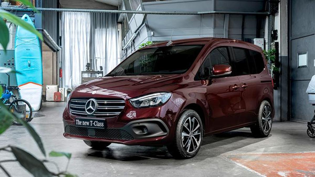 Mercedes’ten yeni T serisi!