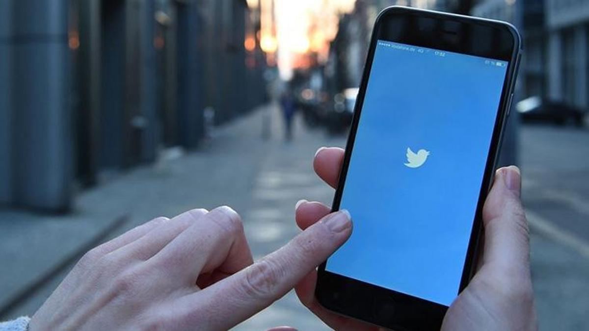 Twitter kullanıcı sayısı ve gelirini artırdı