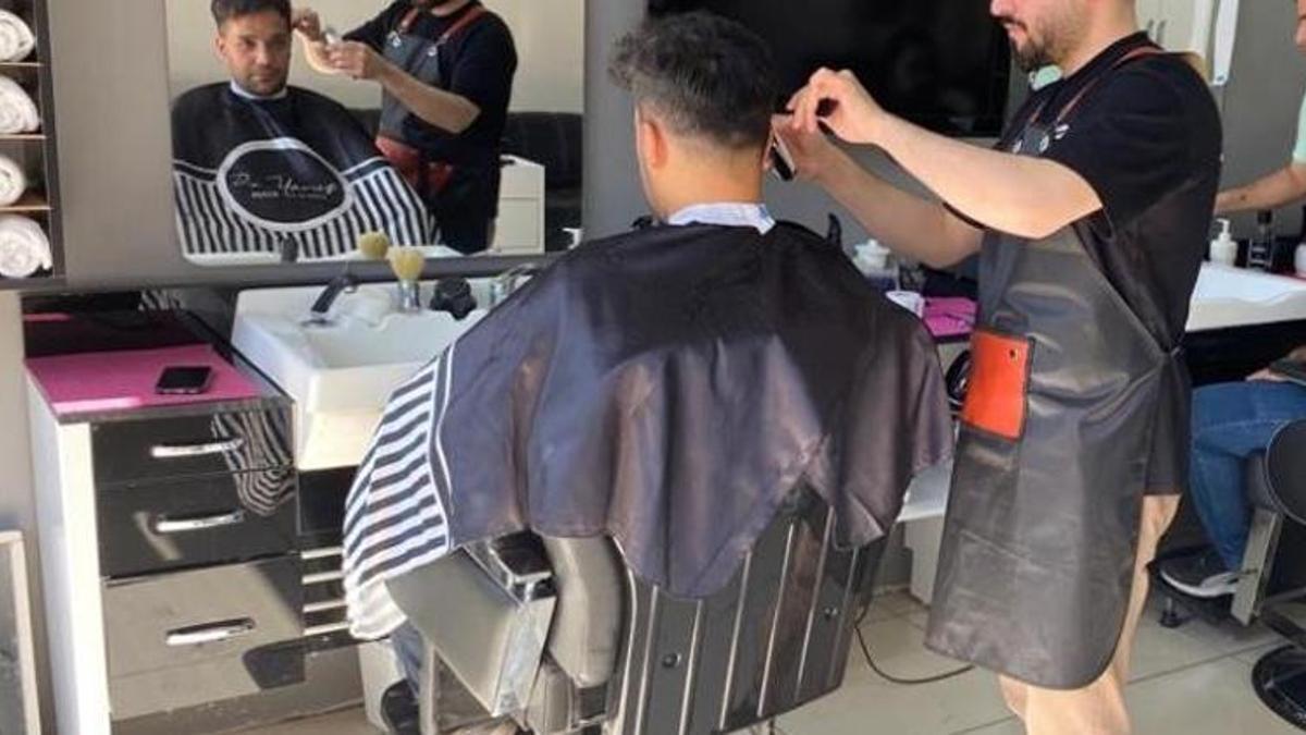 Berber ve kuaförlerde bayram yoğunluğu erken başladı