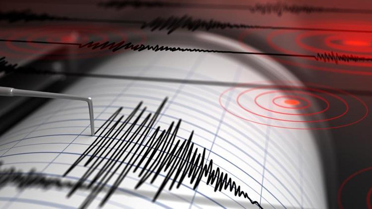 Ege Denizi'nde korkutan deprem
