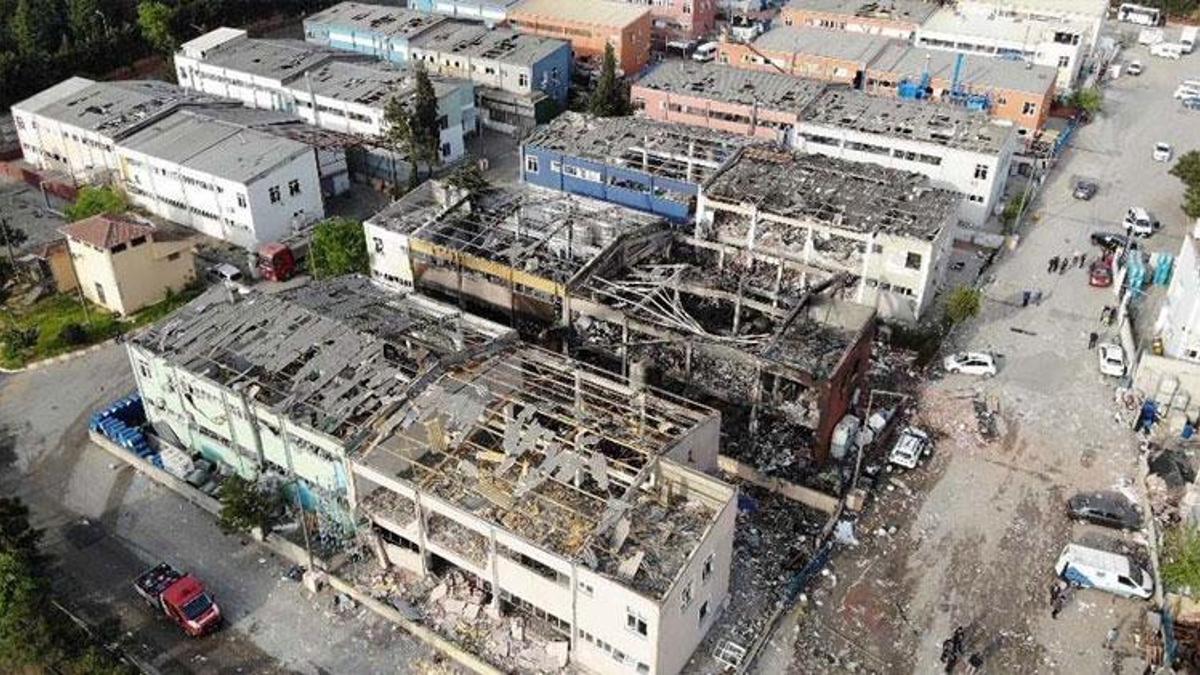 Tuzla'da kimyasal madde fabrikasında patlama! Felaket 'geliyorum' demiş...