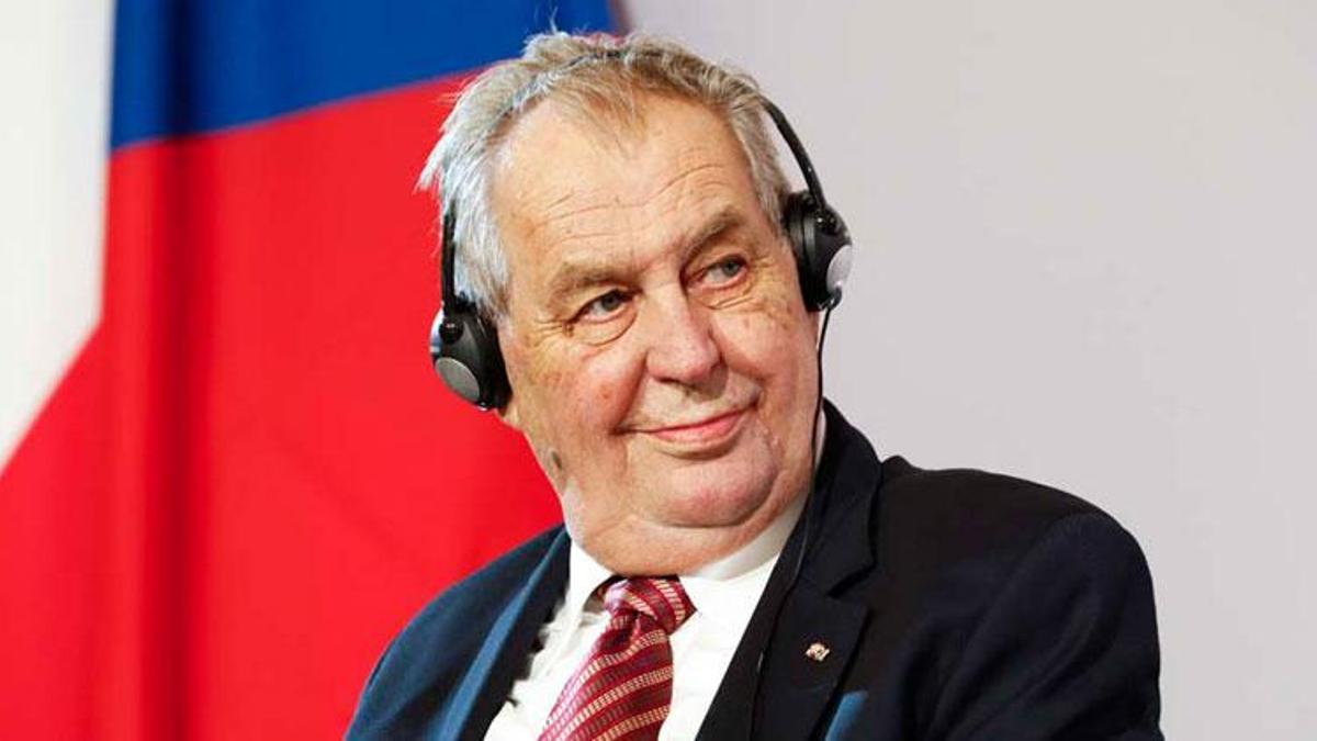 Çekya Devlet Başkanı Zeman: Putin bir savaş suçlusudur