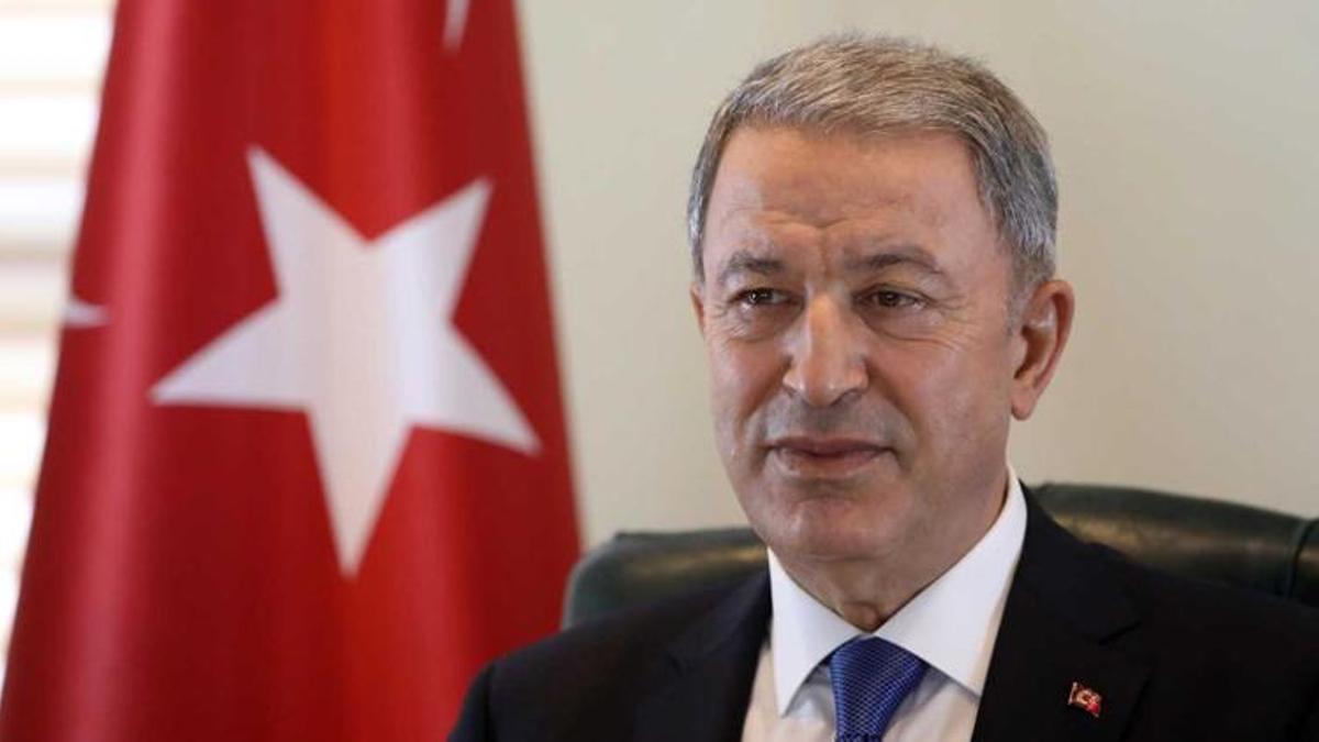 Milli Savunma Bakanı Akar, Pakistan Savunma Bakanı Asif ile görüştü