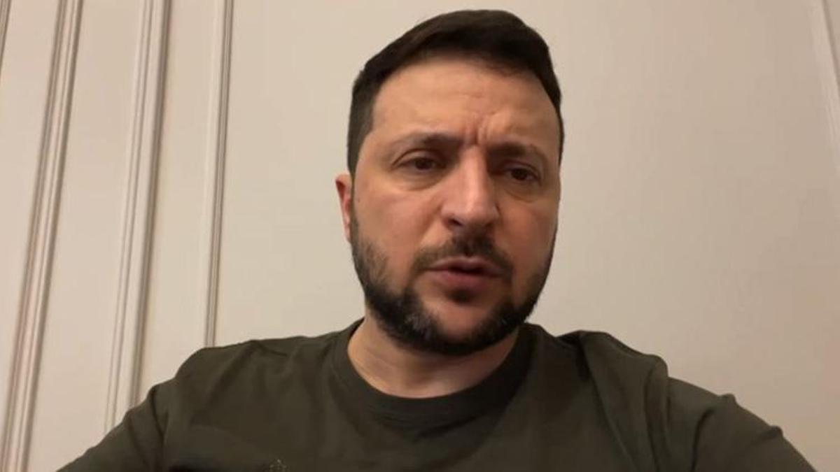 Zelenski: Azovstal’dan 100’den fazla sivil tahliye edildi