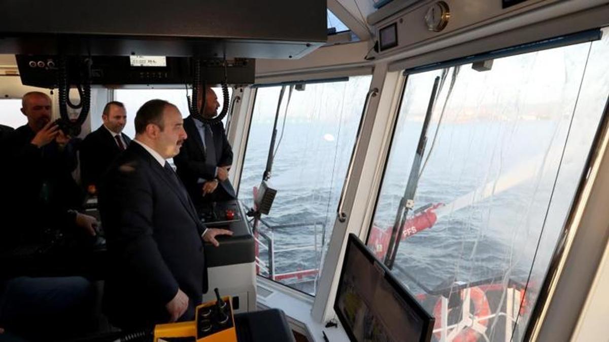 Bakan Varank: Türkiye geçen yıl 2 milyar dolarlık gemi ihracatına imza attı!