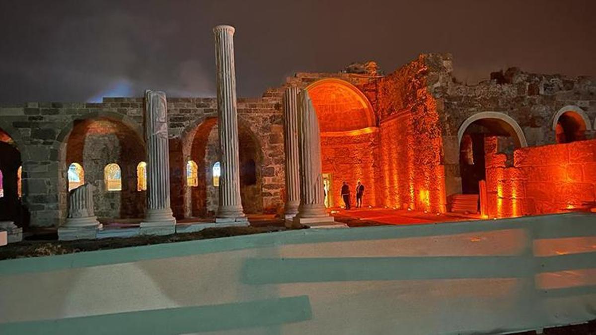 Apollon Tapınağı'na ihanete suç duyurusu