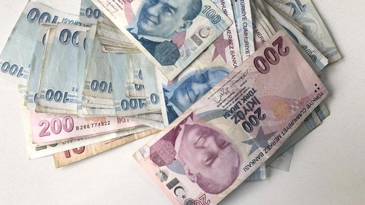 Memur maaşlarına ve emekli aylıklarına zam! Ve açıklandı! Yeni formül! Tek tek hesaplandı! Yeni maaşlar...