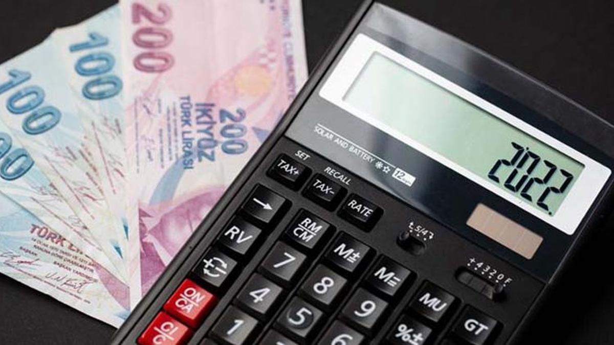 Emekli ve memur maaşlarına zam! Oran açıklandı, zamlı rakamlar netleşti! Yeni maaşlar...