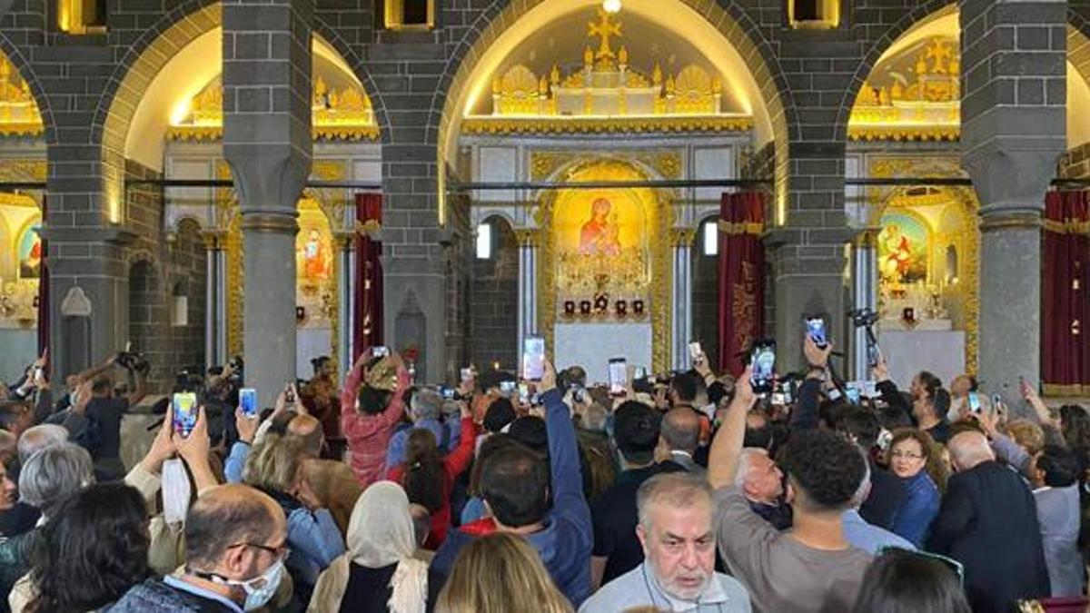 PKK'nın yıktığı Surp Giragos Ermeni ve Mar Petyun kiliseleri restore edildi