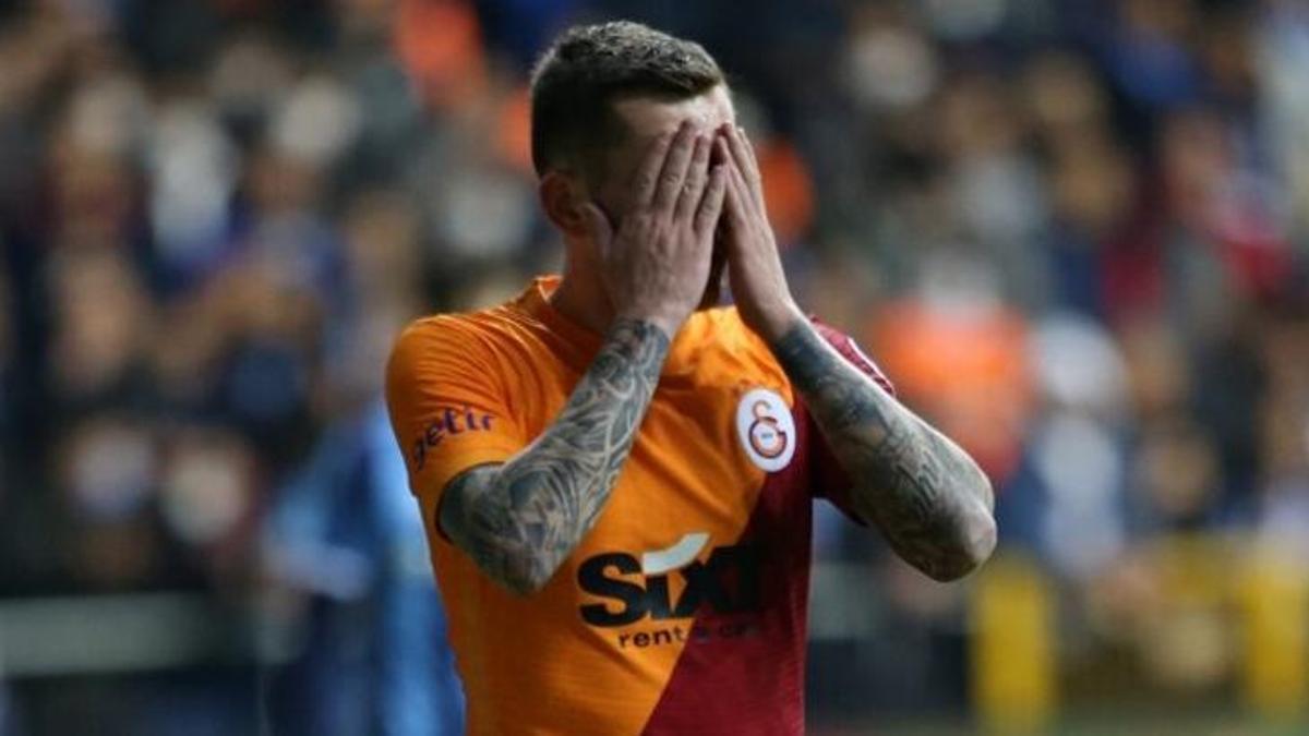 Biri yanına pas atamıyor diğer hayata küstü! Terim gitti Rumenler bitti