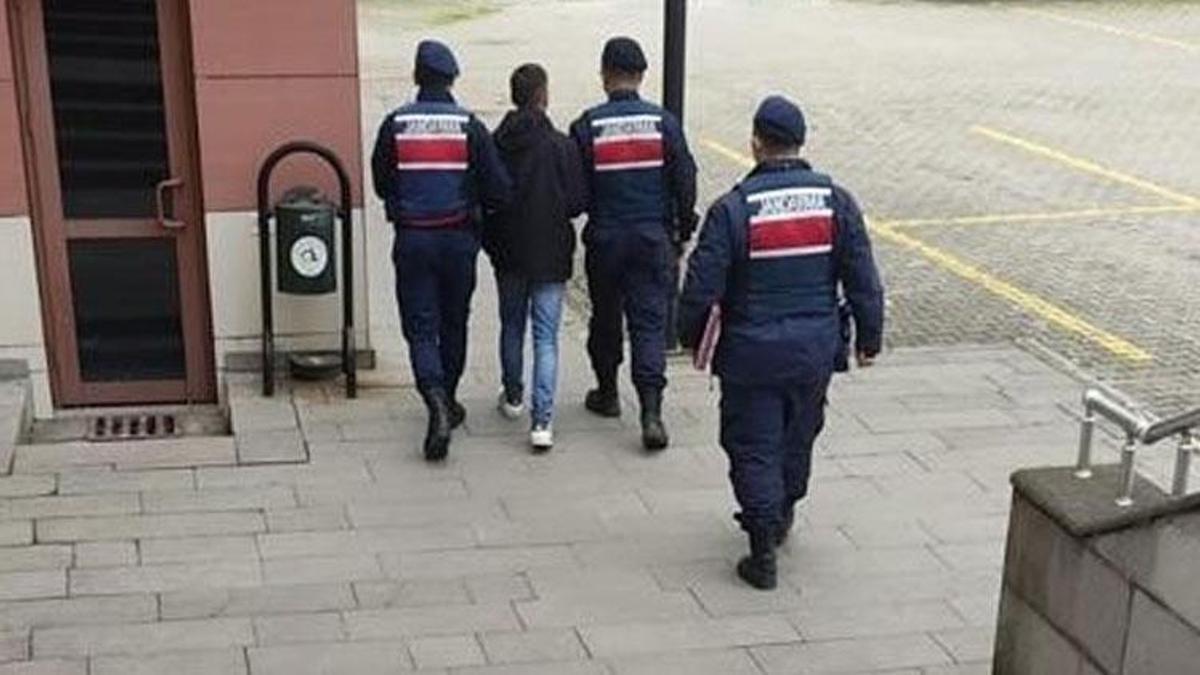 Alkol parası vermeyen babası ve babaannesinin kapısına ateş etti