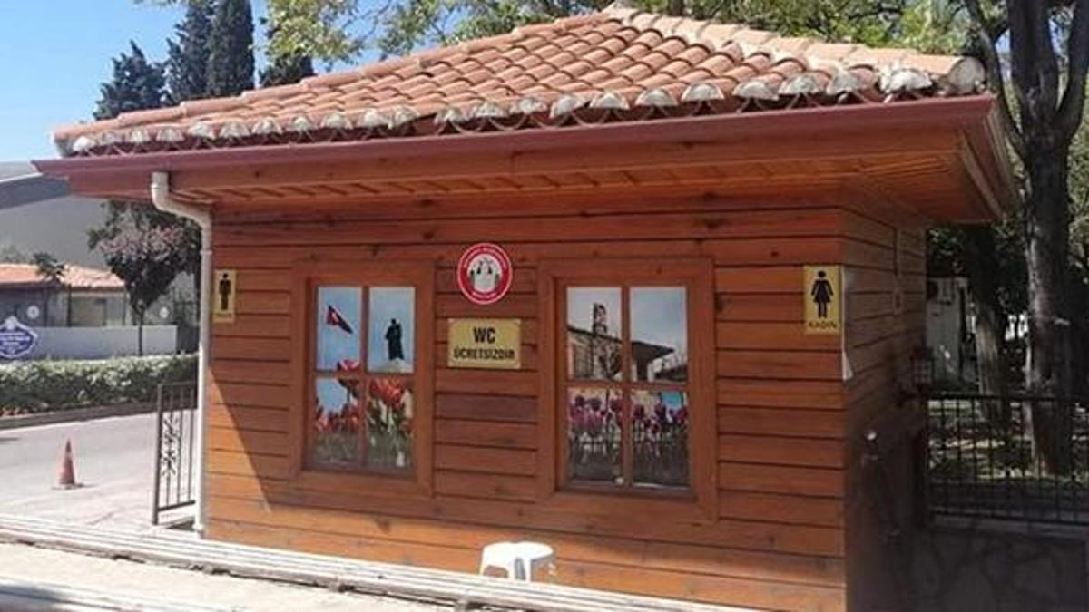 Kadınlar tuvaletinde iğrenç olay! Cep telefonundan rezalet çıktı