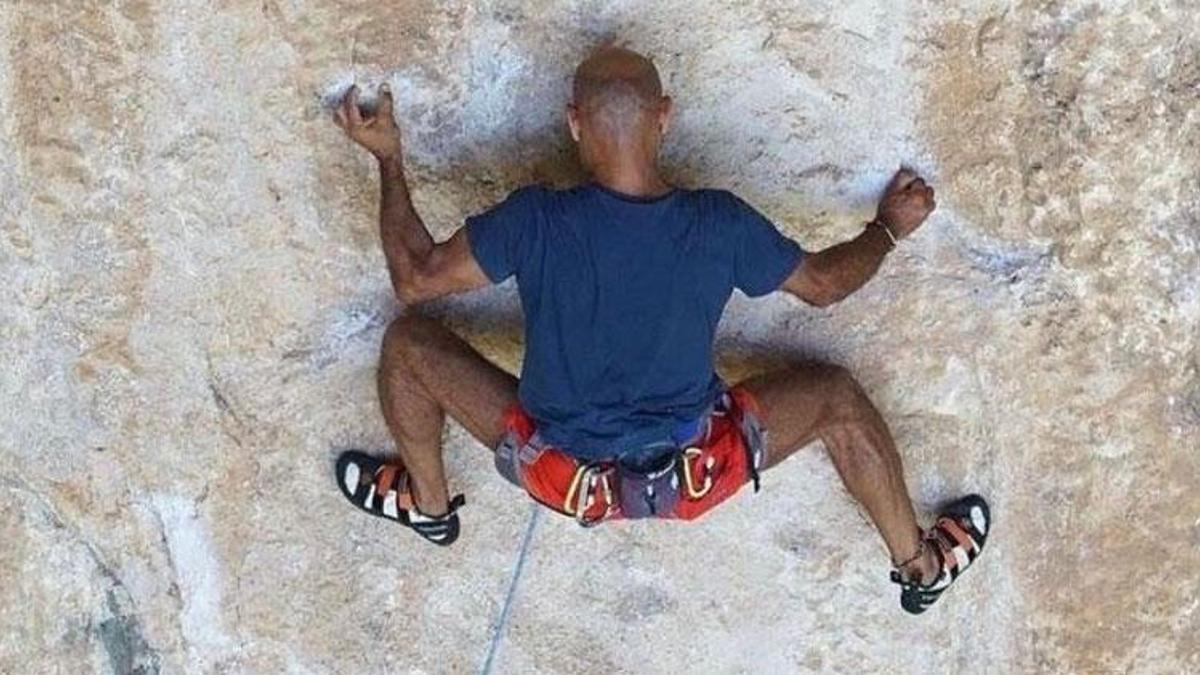 Yoga kursunda iğrenç istismar skandalı! Hipnoz halindeki genç öğretmeni...