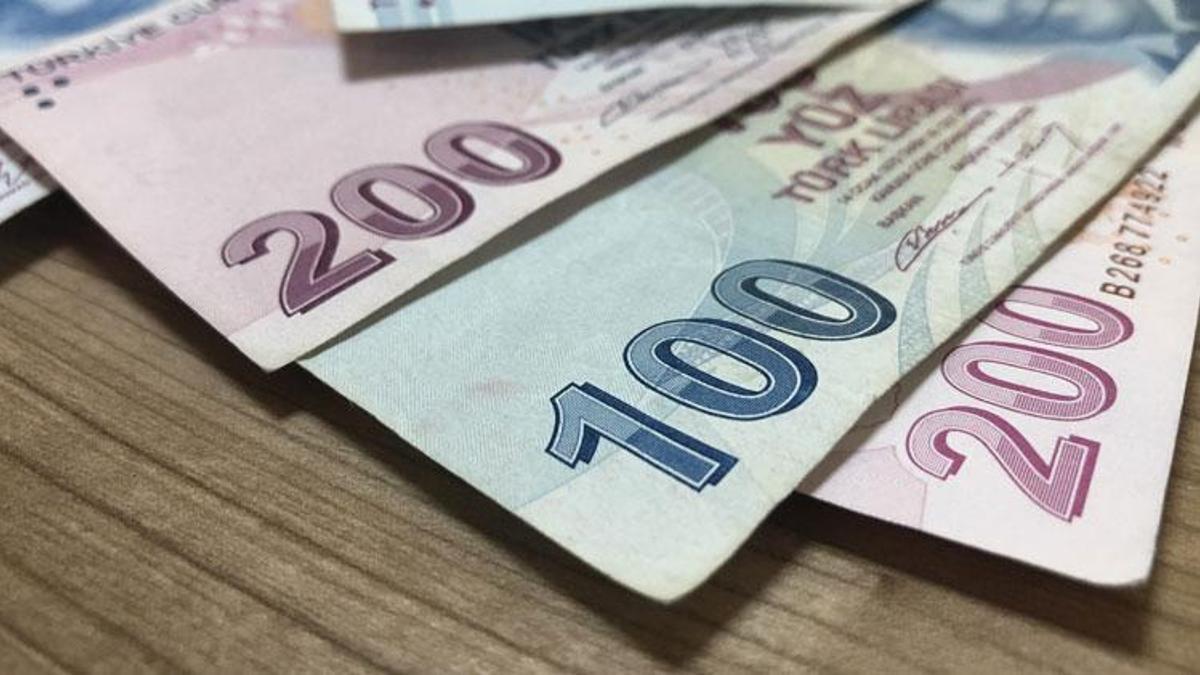 Memur maaşları ve emekli aylıklarına zam! Polis, hemşire, öğretmen hepsini kapsıyor! Tek tek hesaplandı! İş yeni maaşlar en düşüğü...