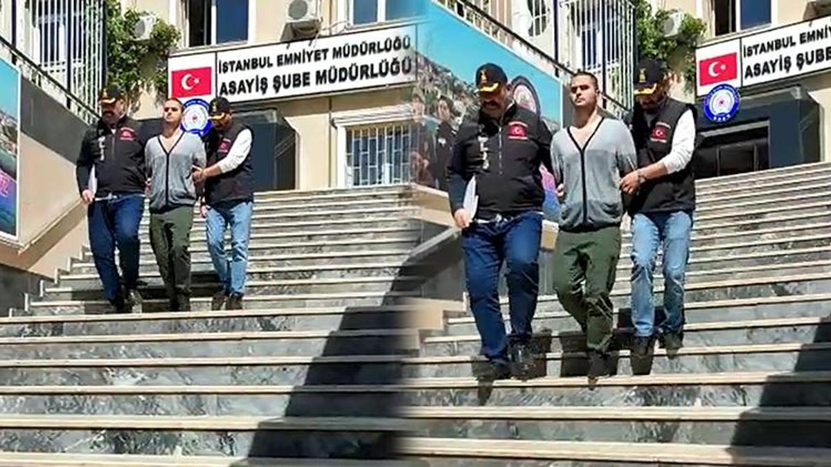 Evinin terasında 21 yerinden bıçaklanarak öldürülmüştü! Katili en yakını çıktı