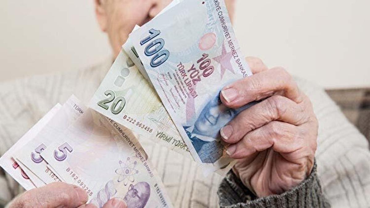 Emekli temmuz zammı! En düşük emekli maaşı artacak mı? Çalışma ve Sosyal Güvenlik Bakanı Vedat Bilgin’den sürpriz açıklama!