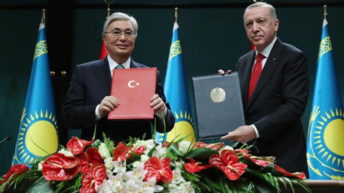 Kazakistan ile 15 anlaşma imzalandı! Cumhurbaşkanı Erdoğan duyurdu: 10 milyar dolar hedefine ulaşacağız
