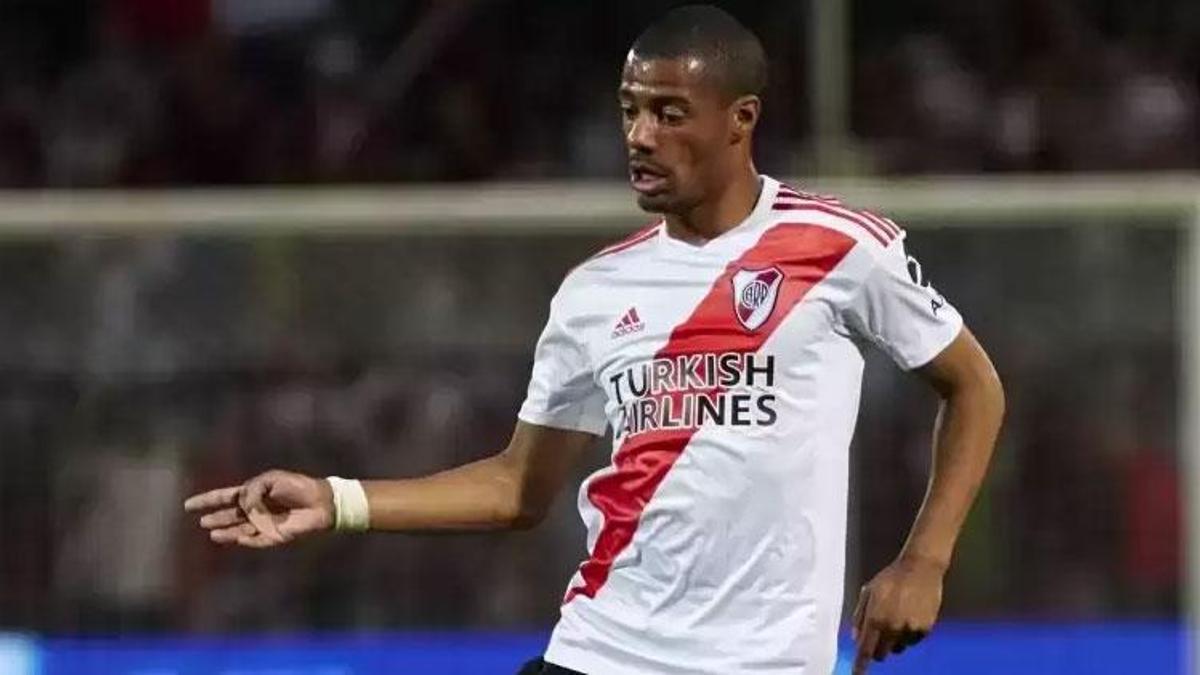 Jose Sosa'ya güle güle... İşte yerine gelecek olan 24 yaşındaki orta saha