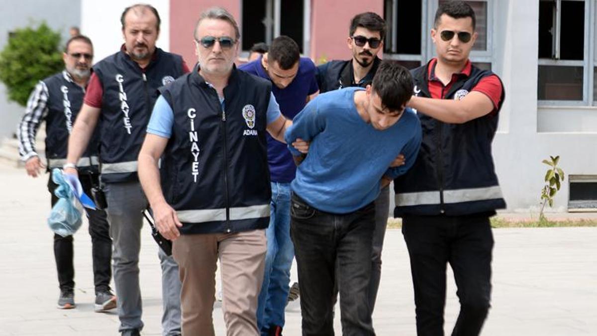 Sokak ortasında arkadaşını öldürdü! Sebebi şok etti