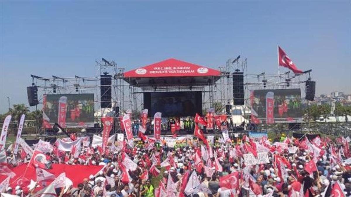 Maltepe'de EYT mitingi