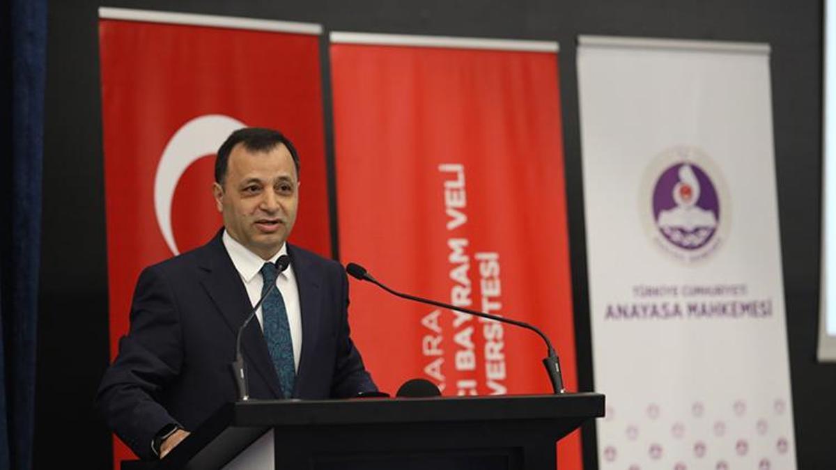 AYM Başkanı Arslan: AYM'lere düşen OHAL'in olağanlaşmasını engellemek