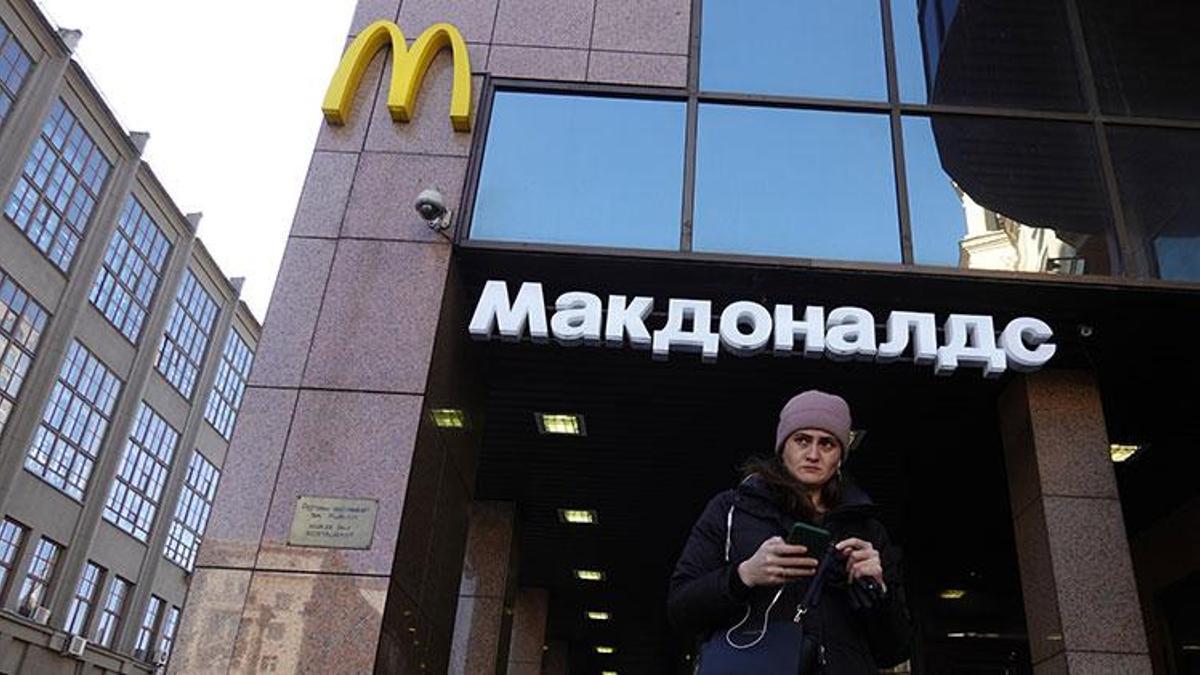 McDonald’s Rusya’daki şubelerini satıyor