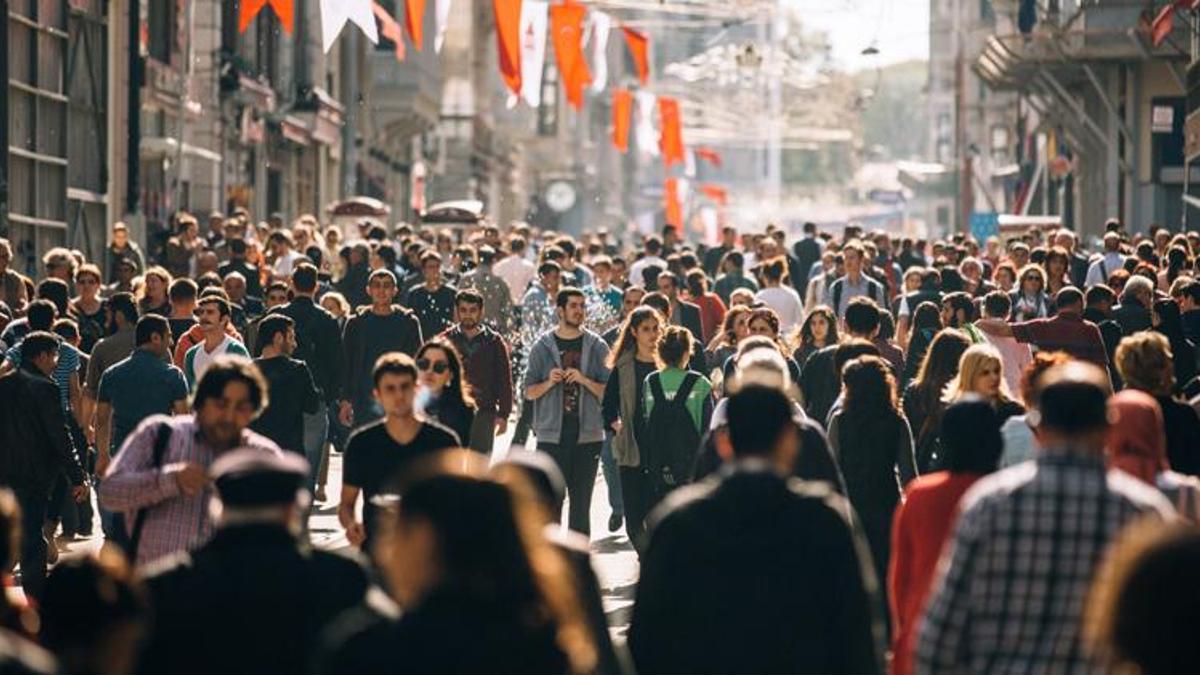 Türkiye nüfusunun yüzde 15,3'ünü gençler oluşturuyor
