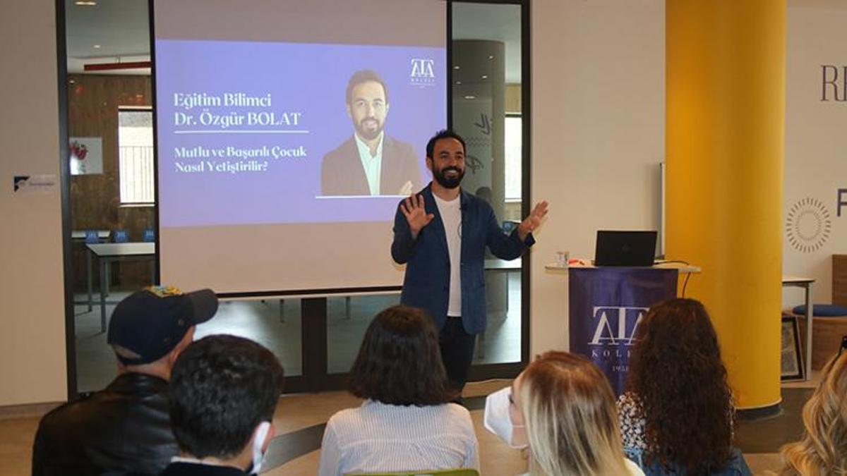 Dr. Özgür Bolat, Ata Koleji velilerine eğitim verdi
